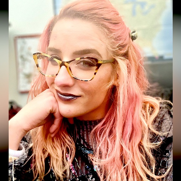 Peet your Mosher, Mary Violet - Picture 1 of 6